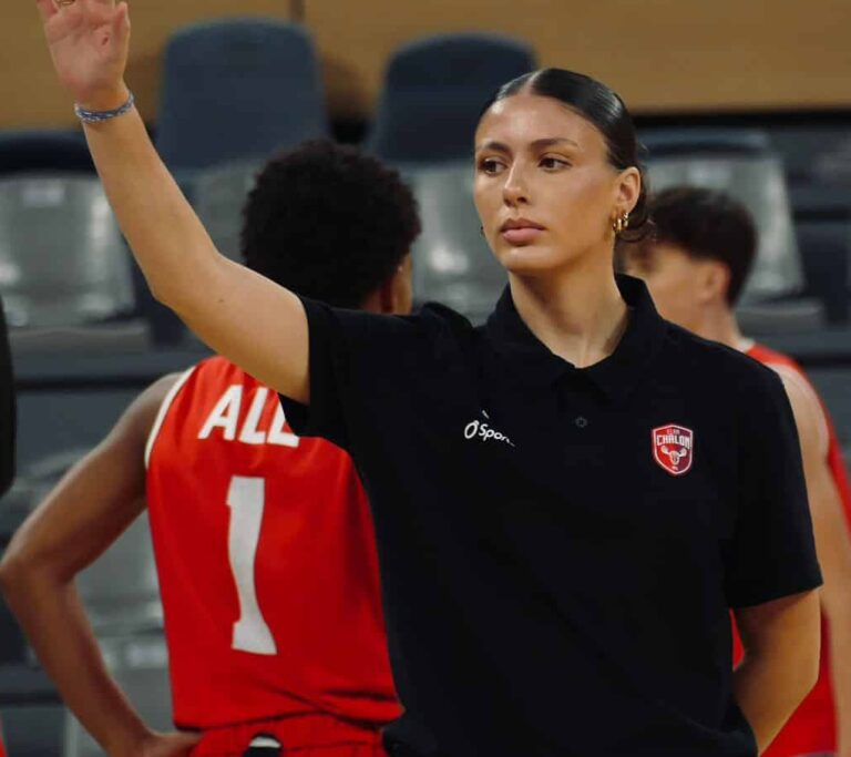 Kenza TAGHLA  - Coach 