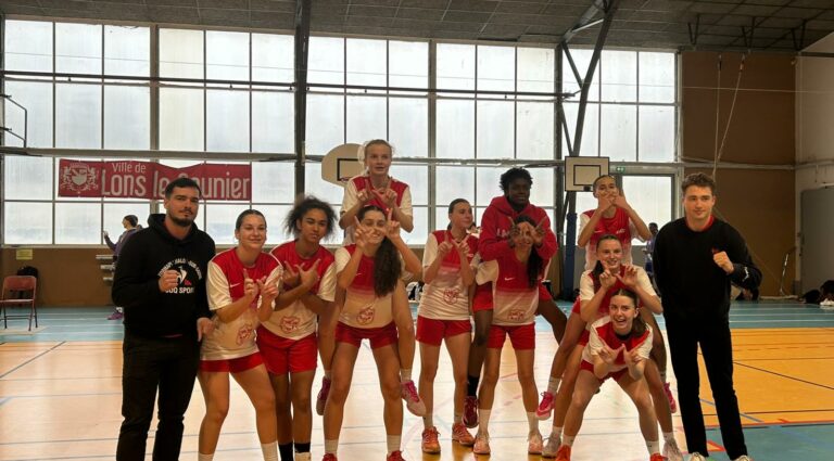 Victoire des U18 F1 contre LONS